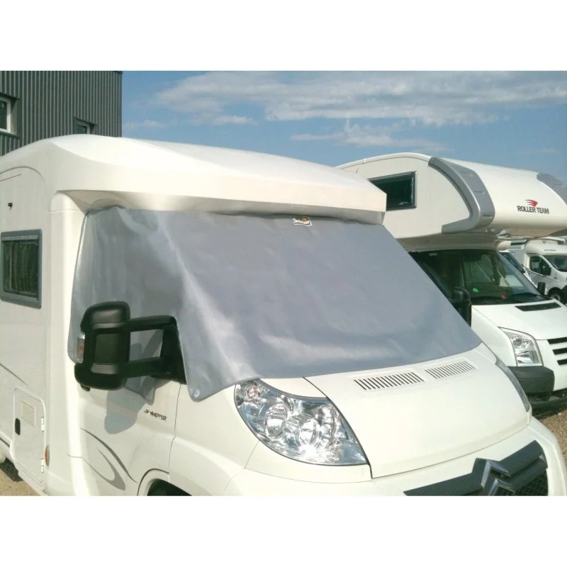 equipe-ton-camping-car-1890189